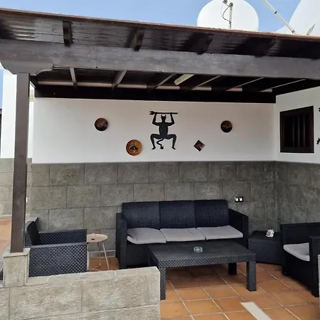 Lola Villa Playa Blanca