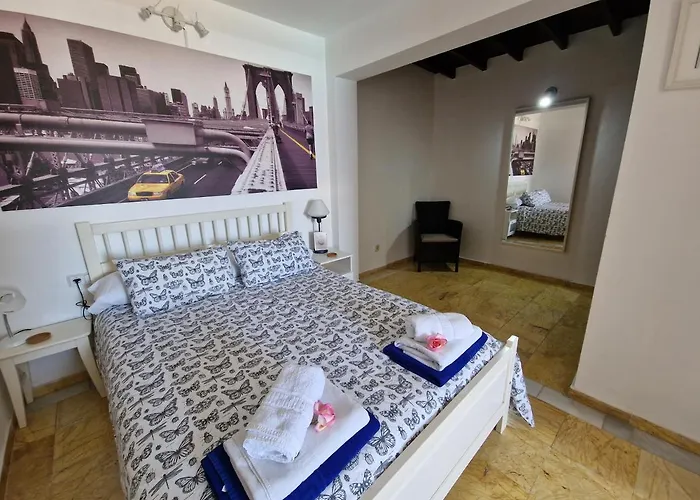 Lola Playa Blanca (Lanzarote)